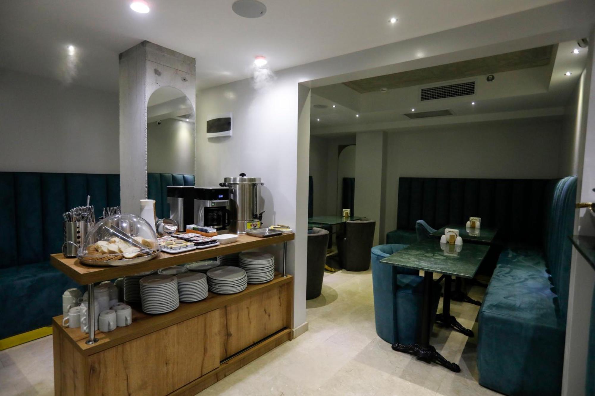 M 1 T Hotel Tbilisi Eksteriør billede
